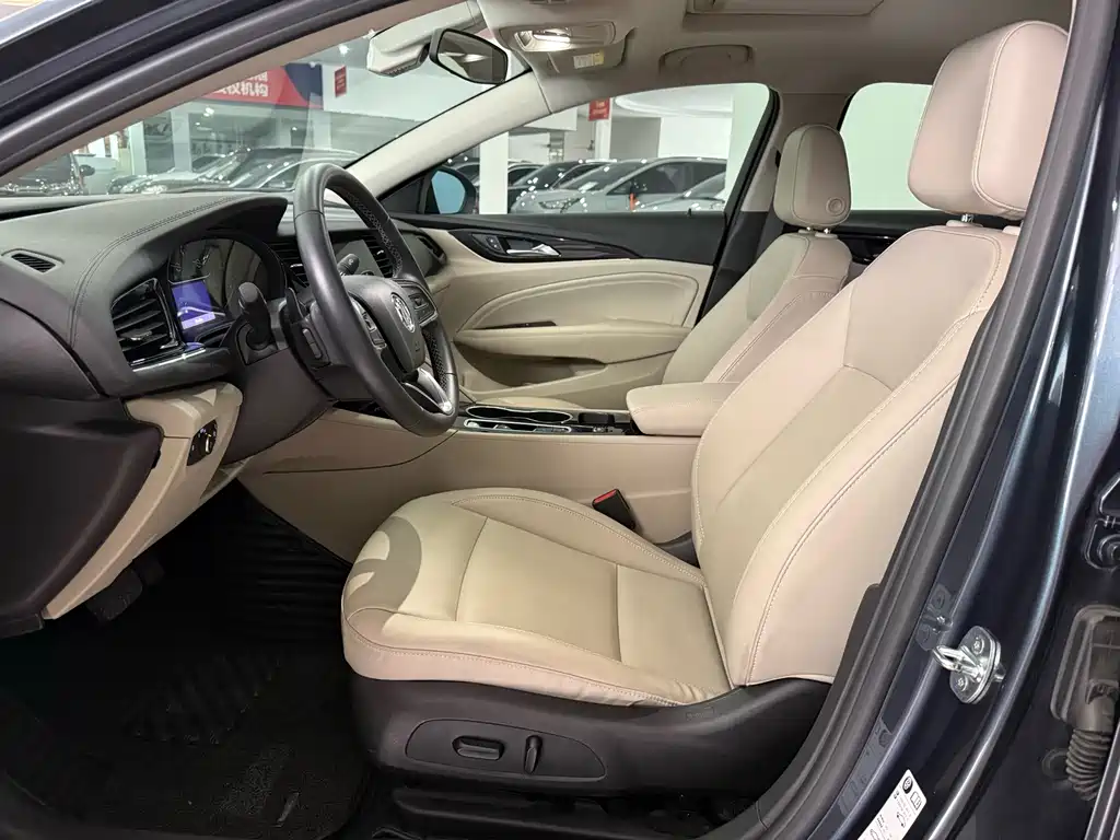 Buick Regal 2021