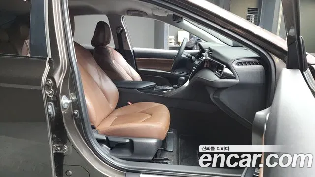 Toyota Camry 2021