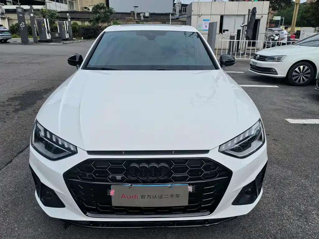 Audi A4 2023