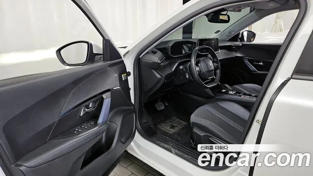 Peugeot 2008 2021