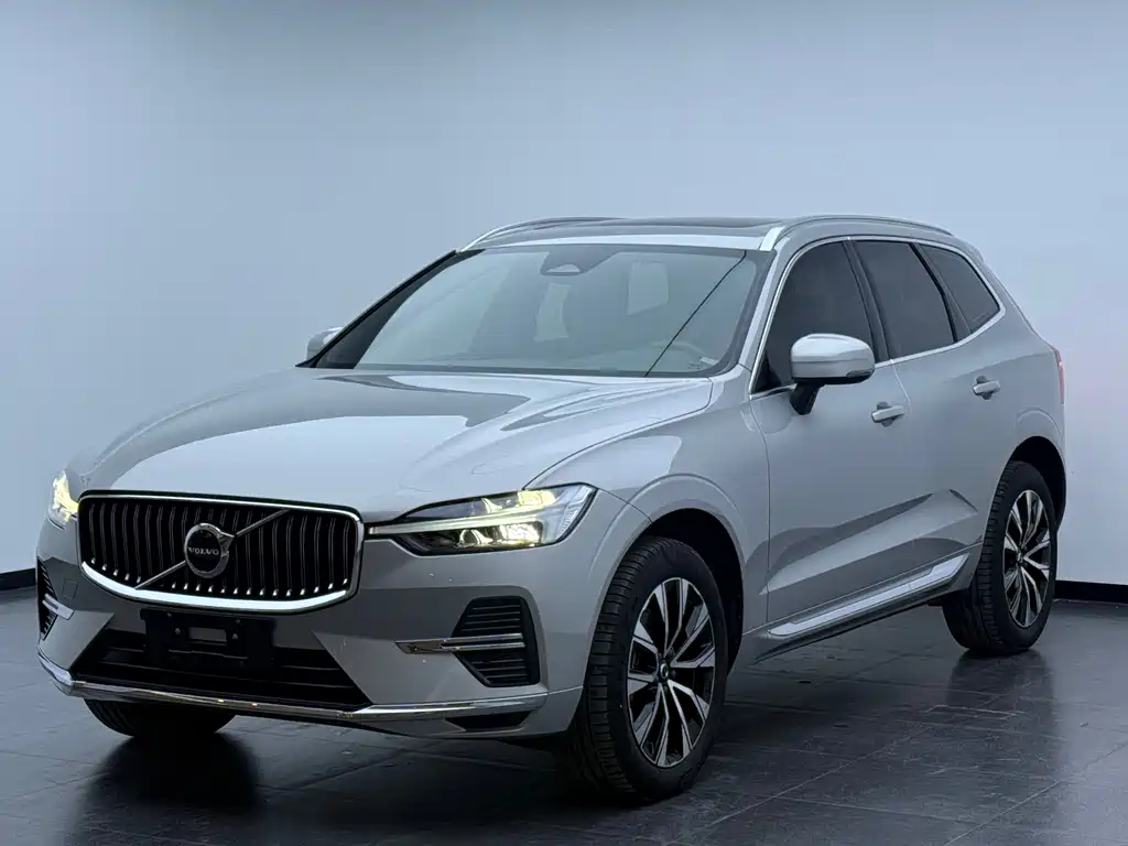 Volvo XC60 2022