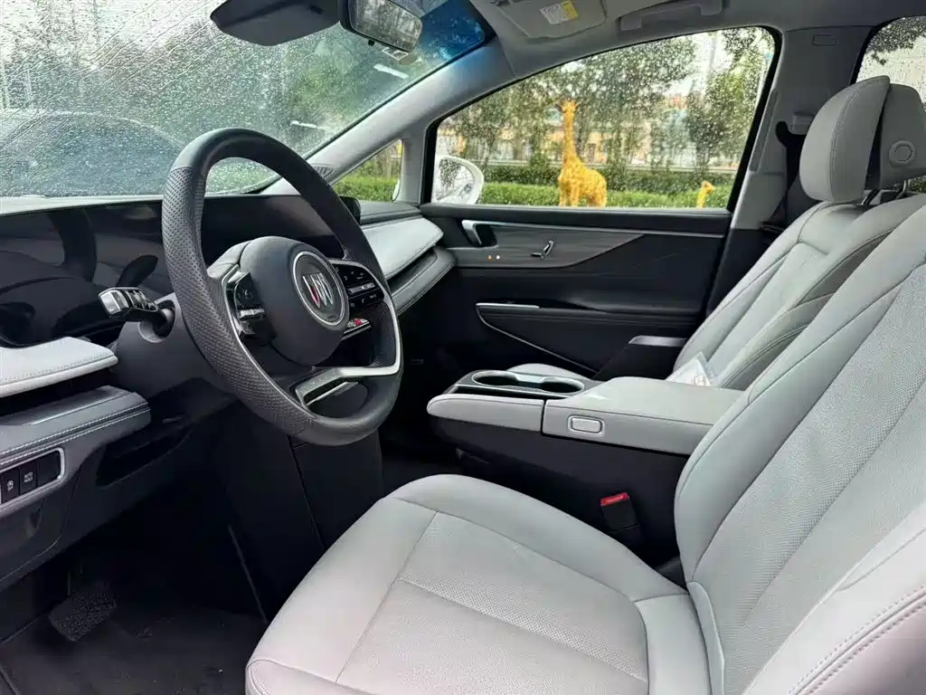 Buick GL8 2024