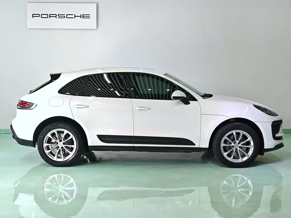 Porsche Macan 2023