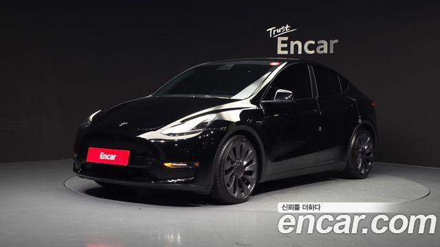 Tesla Model Y 2023