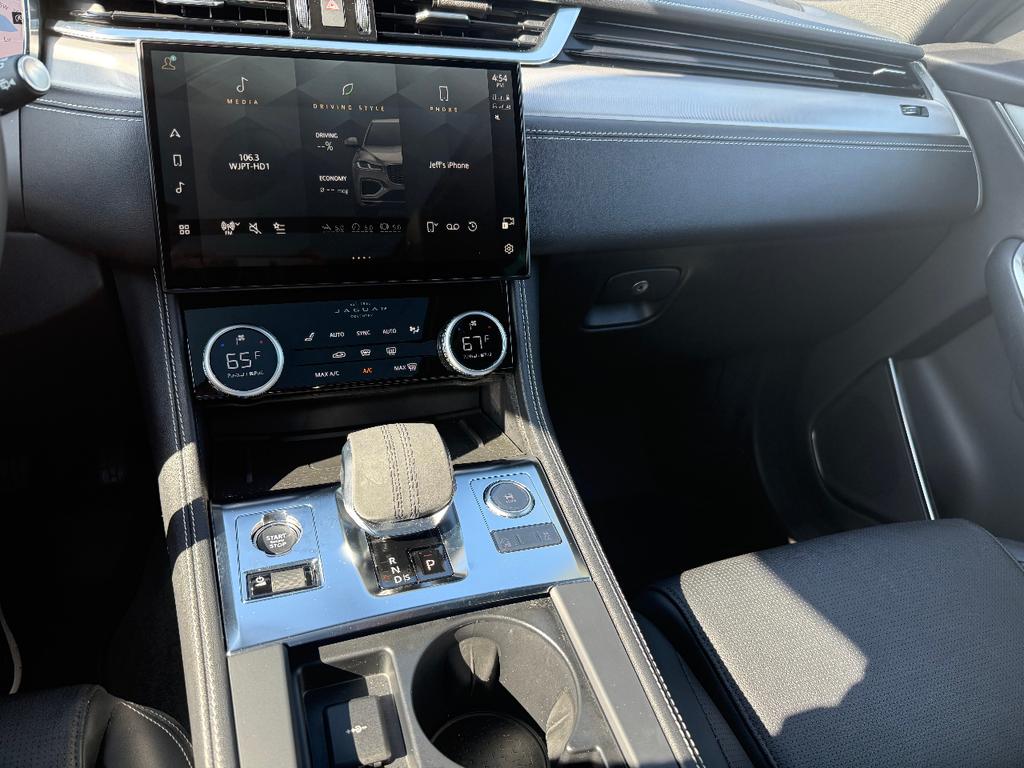 Jaguar F-Pace 2024