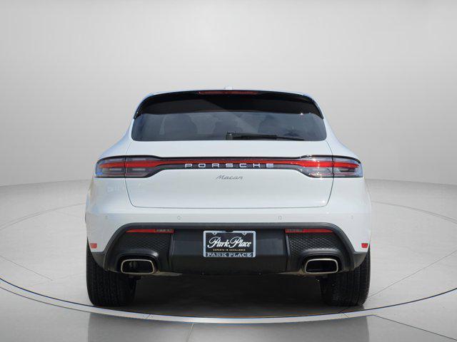 Porsche Macan 2025