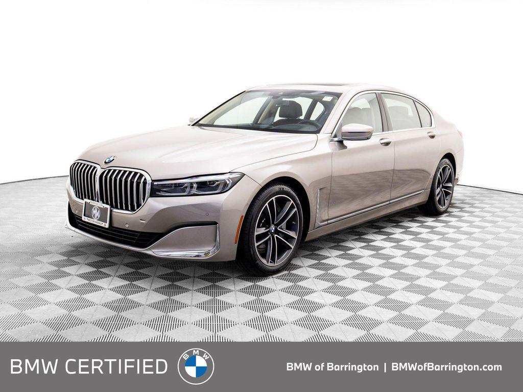 BMW 750 2022
