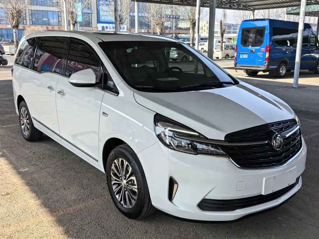 Buick GL8 2022