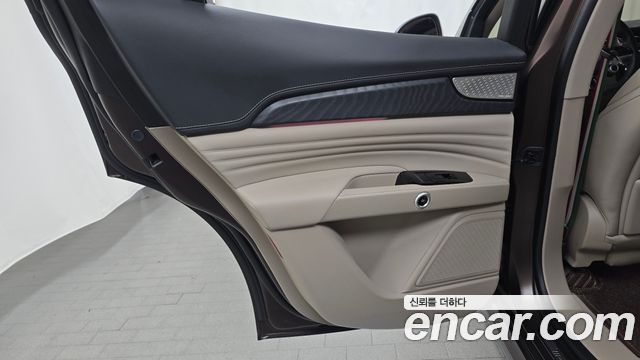 Maserati Grecale 2023