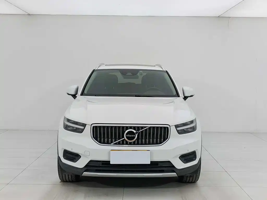 Volvo XC40 2021