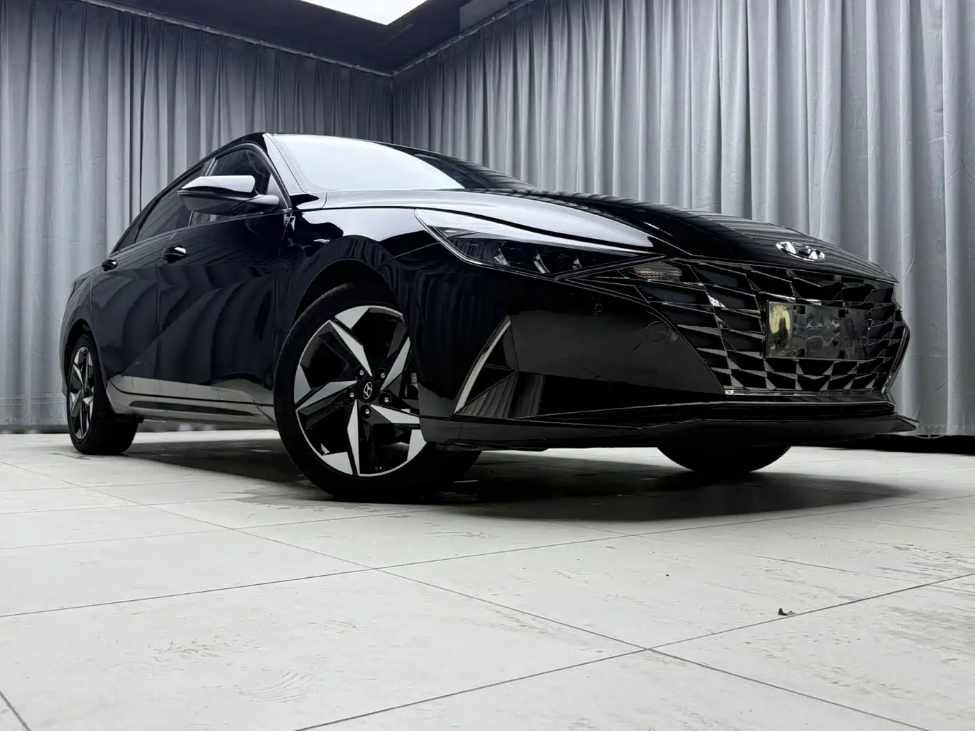 Hyundai Elantra 2022