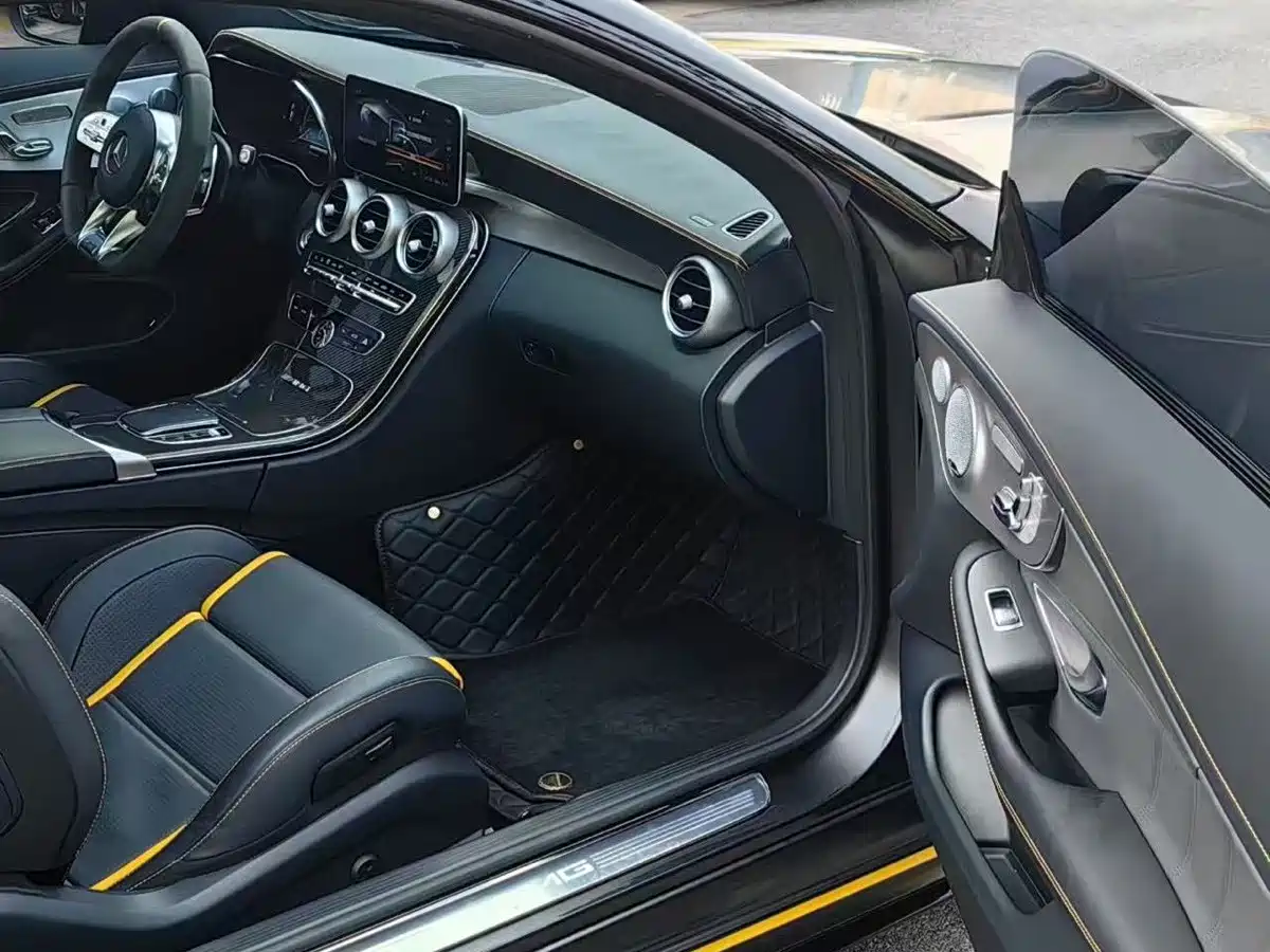 Mercedes-Benz C-Класс 2021