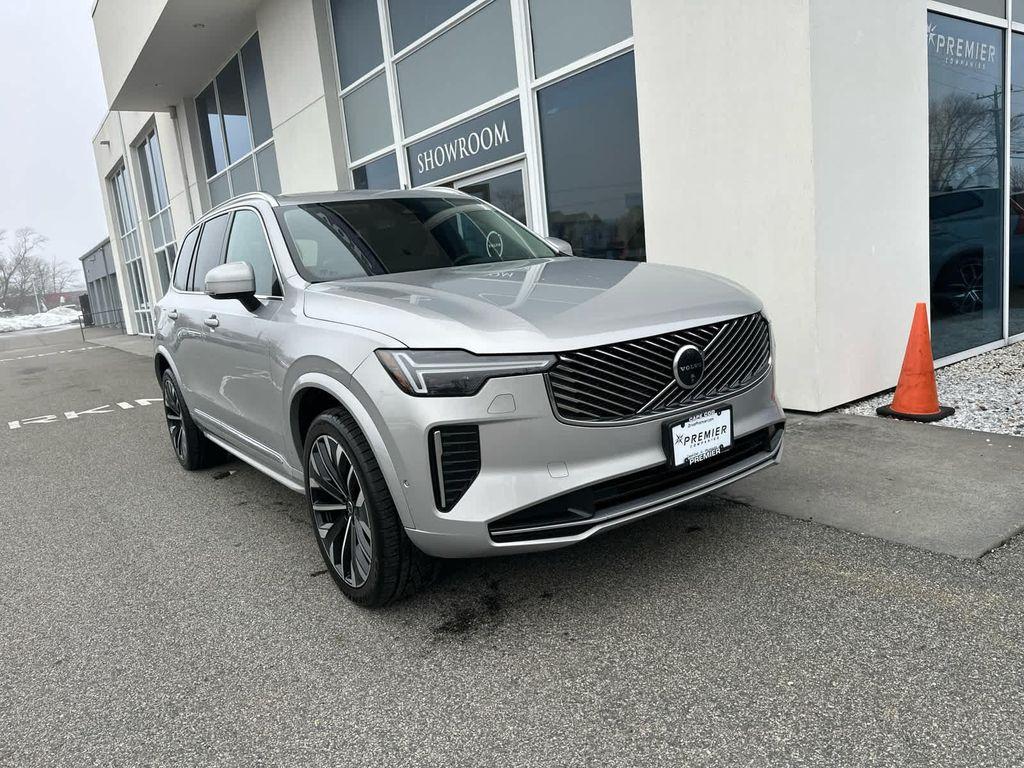 Volvo XC90 2025