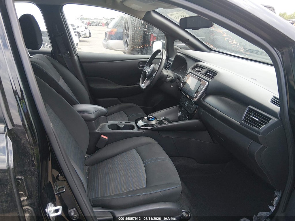 Nissan Leaf 2025