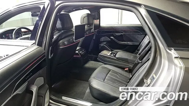 Audi A8 2020