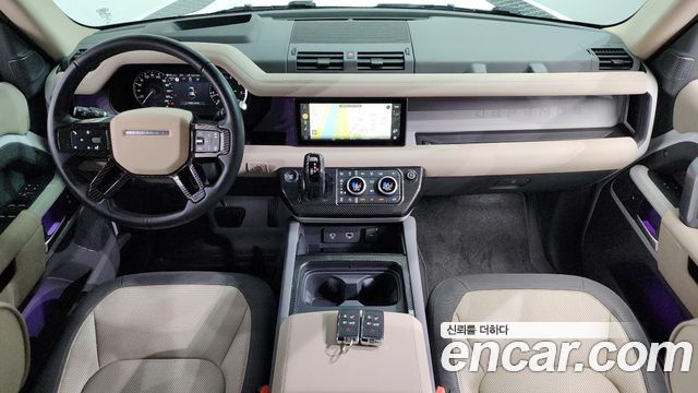 Land Rover Defender 2022