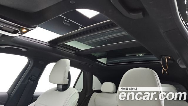 Mercedes-Benz GLC 2023