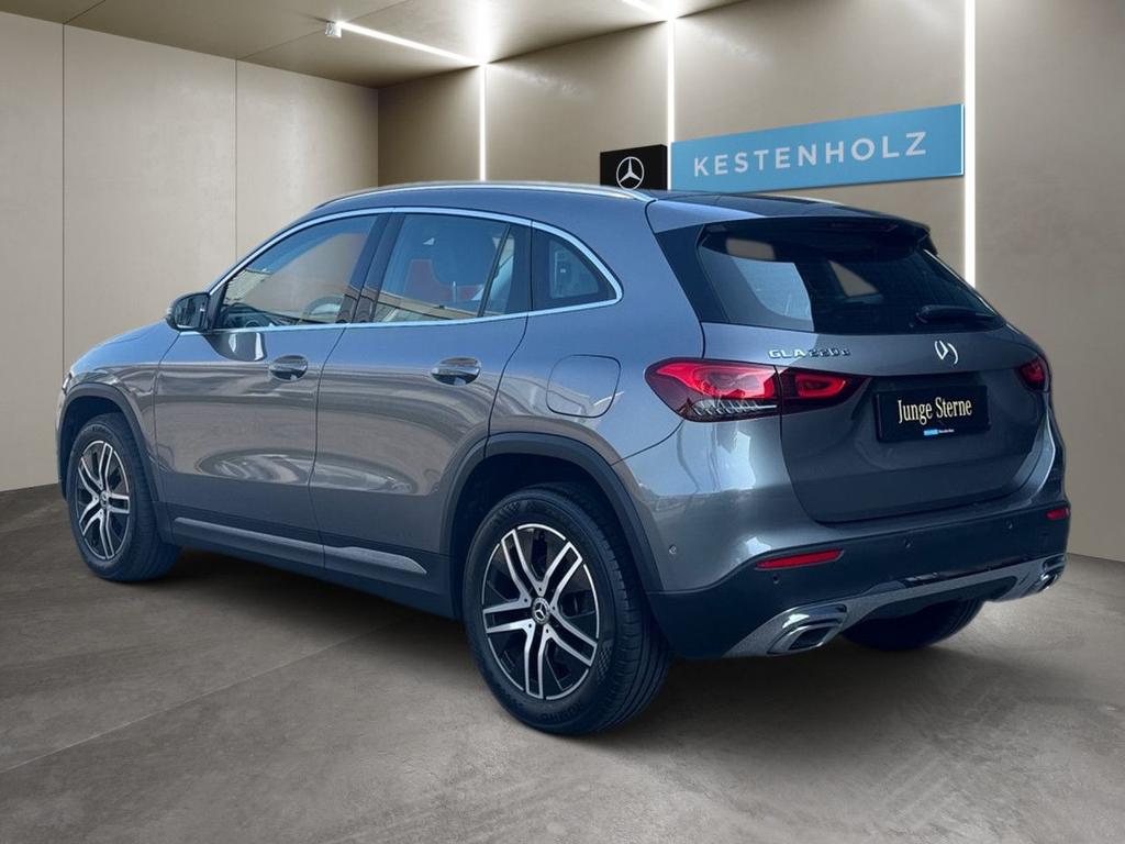 Mercedes-Benz GLA 220 2022