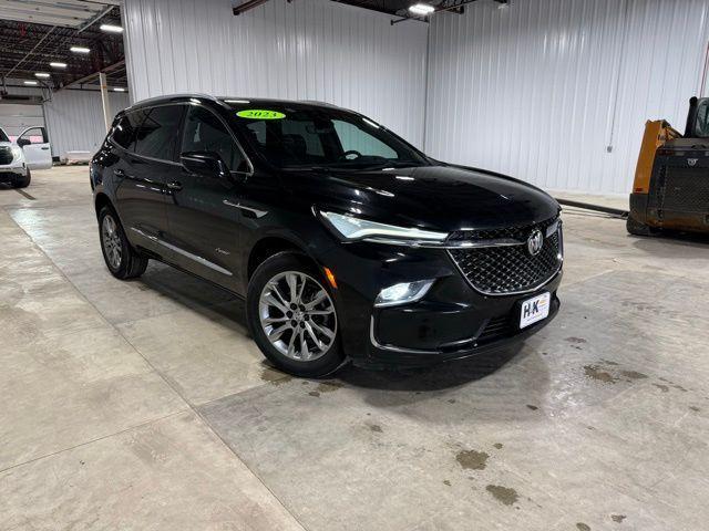 Buick Enclave 2023