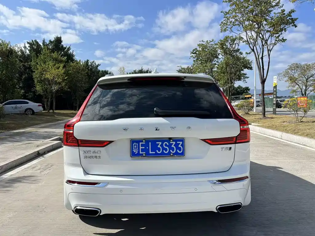 Volvo XC60 2021