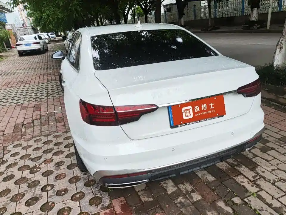 Audi A4 2024