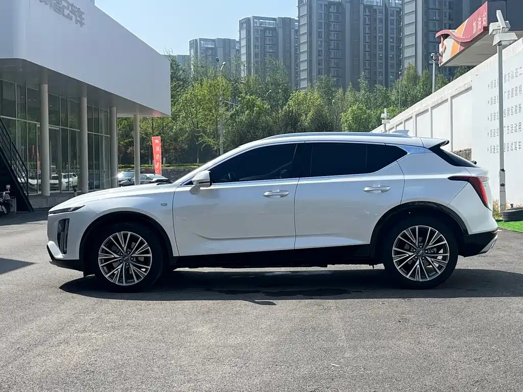 Cadillac GT4 2024