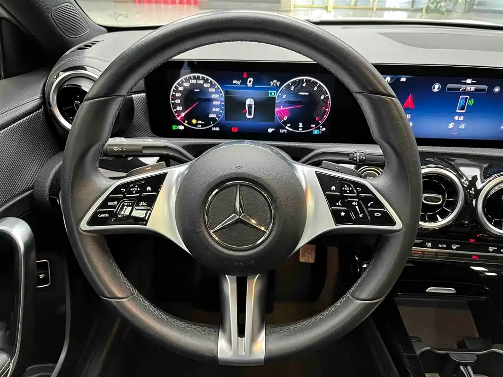 Mercedes-Benz A-Класс 2023