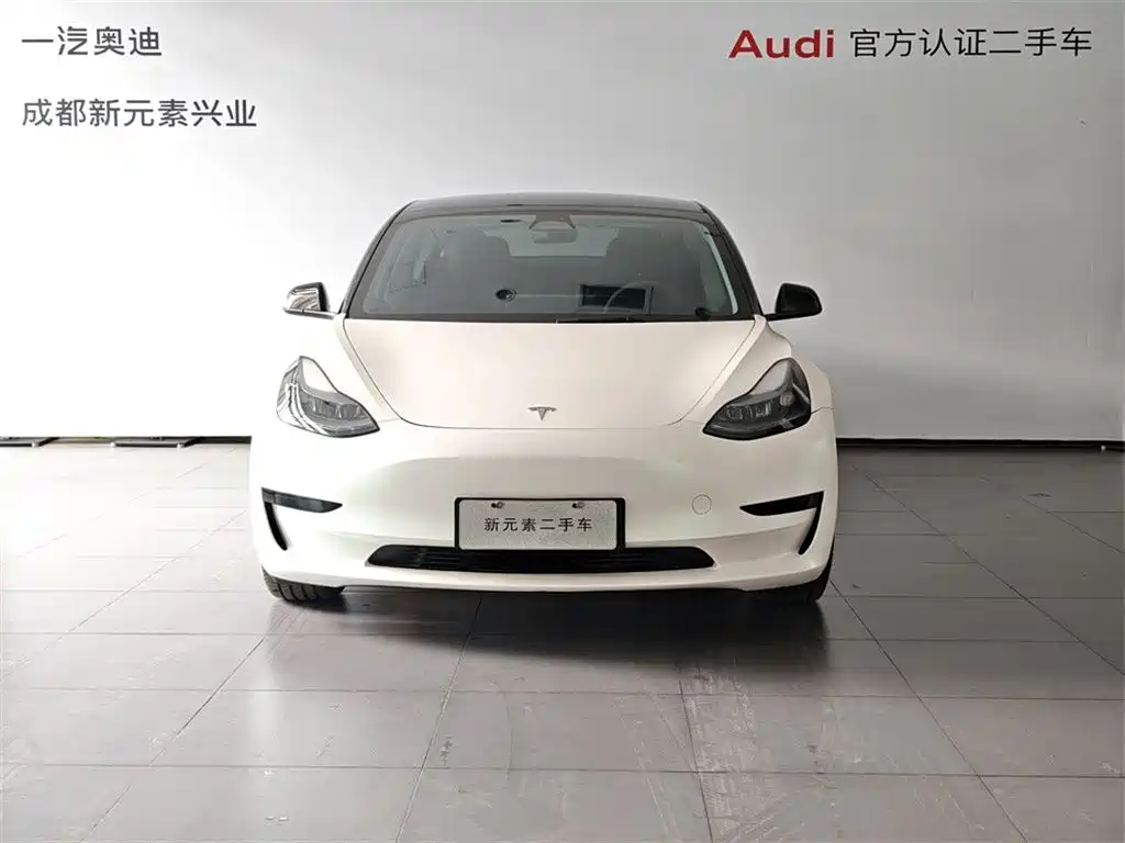 Tesla Model 3 2023
