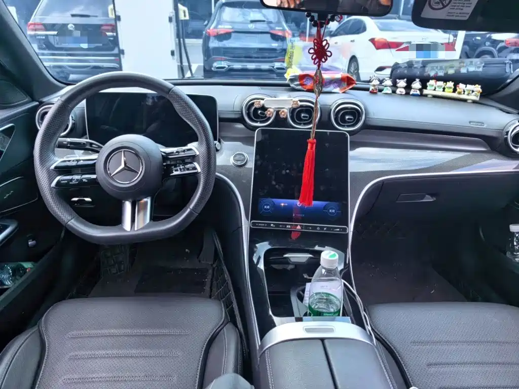 Mercedes-Benz C-Класс 2024