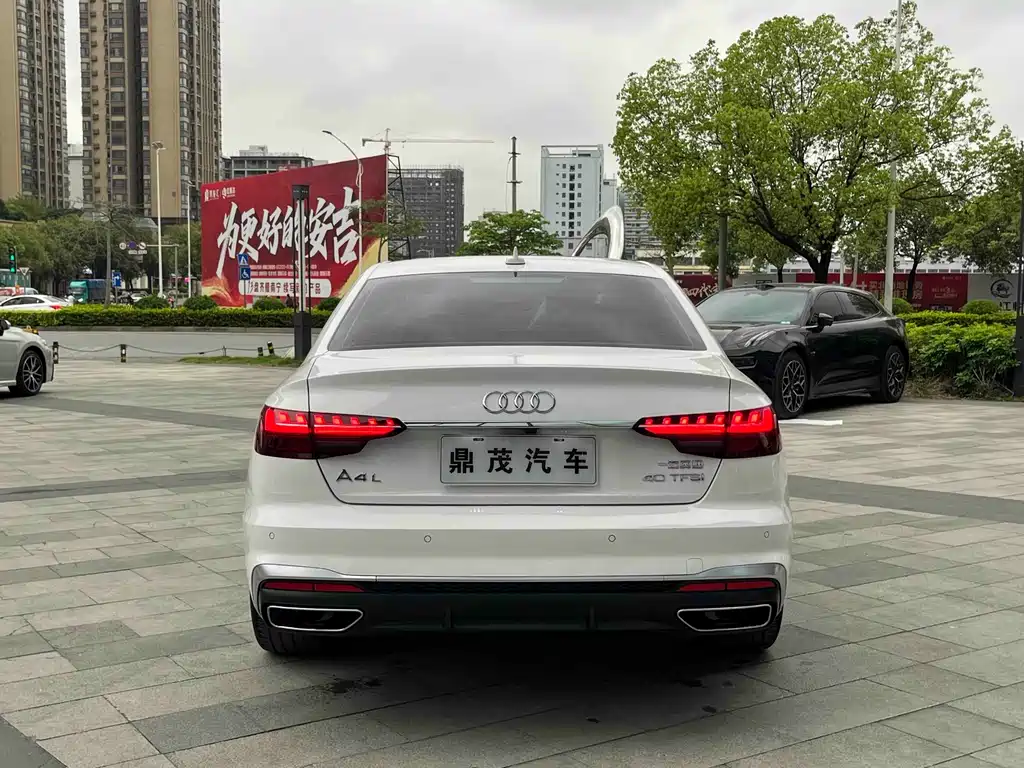 Audi A4 2021