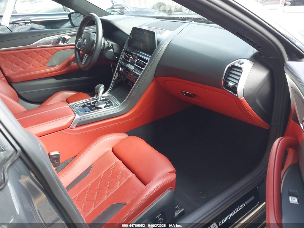 BMW M8 2022