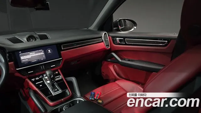 Porsche Cayenne 2023