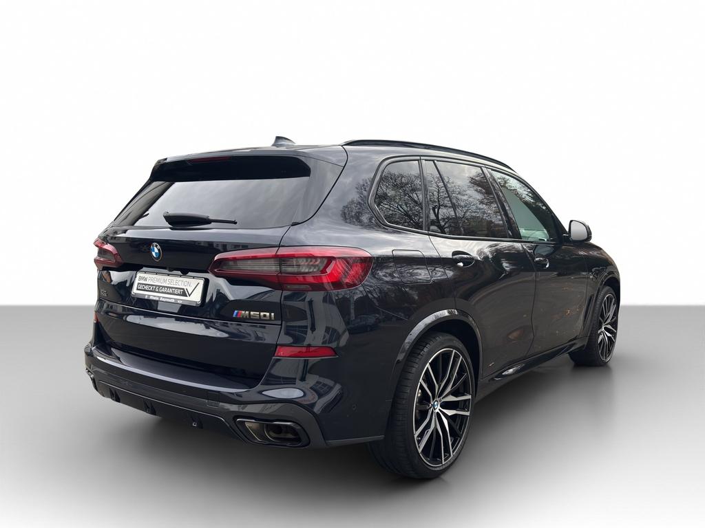 BMW X5 M50 2022