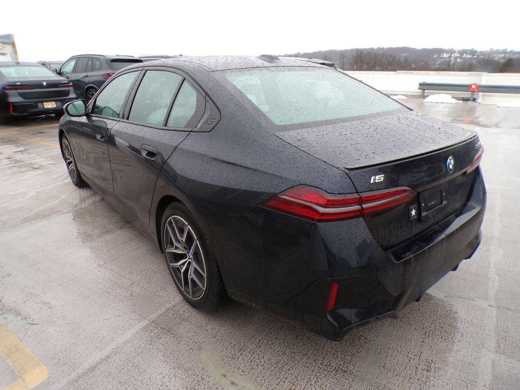 BMW i5 2025