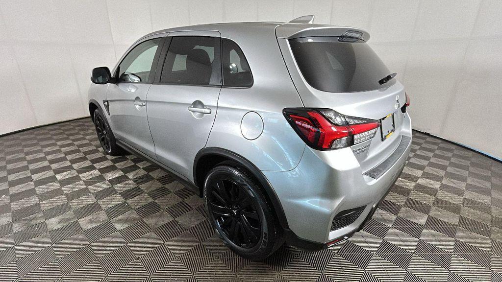 Mitsubishi Outlander Sport 2023