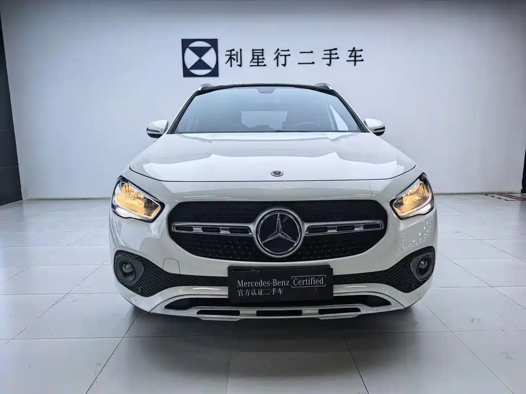 Mercedes-Benz GLA 2021