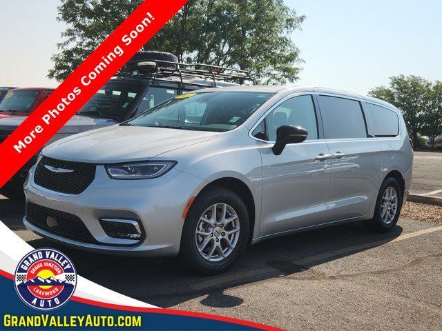 Chrysler Pacifica 2024