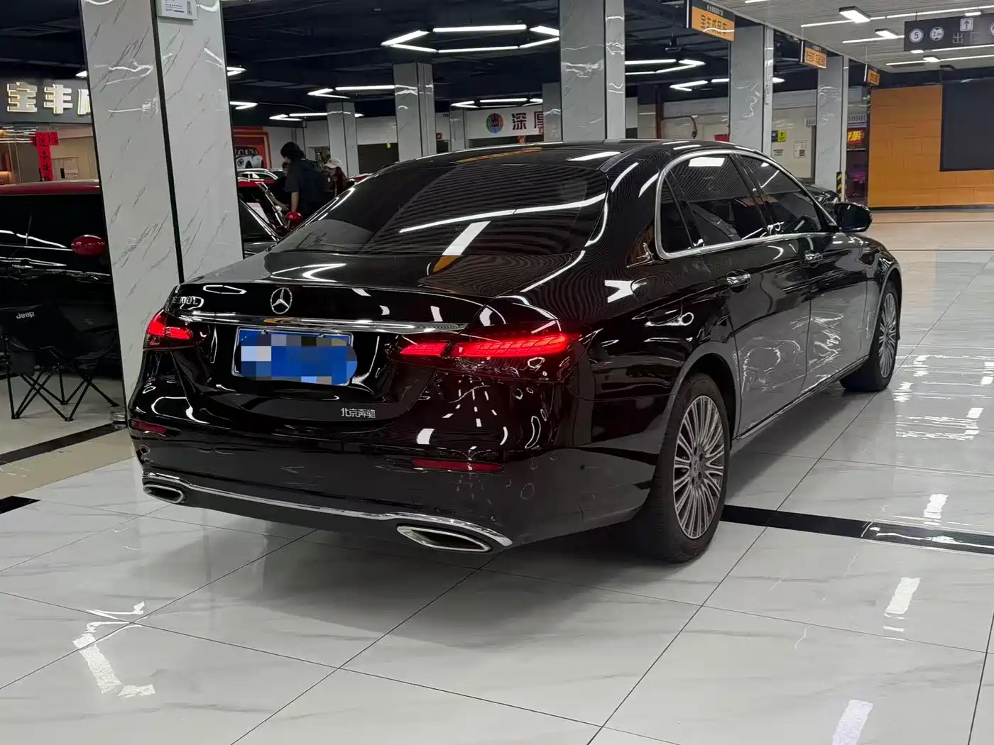 Mercedes-Benz E-Класс 2023