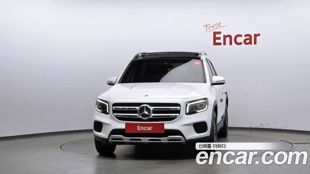 Mercedes-Benz GLB 2021