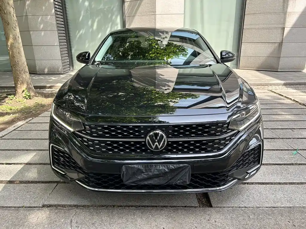 Volkswagen Passat 2022