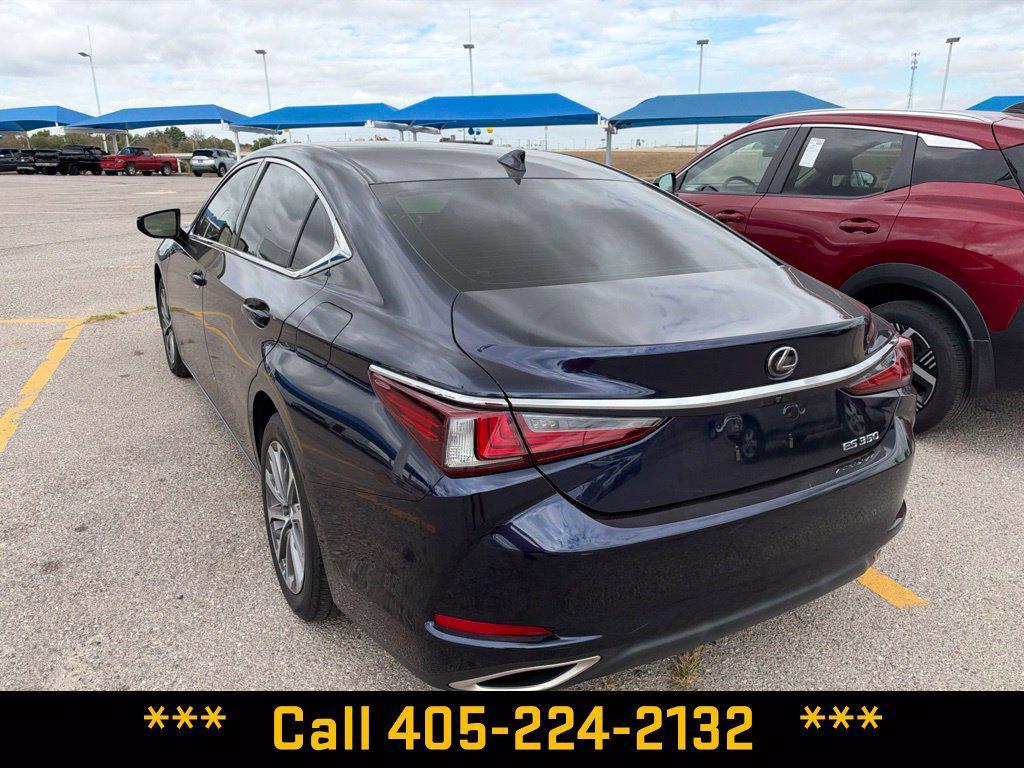 Lexus ES 2023