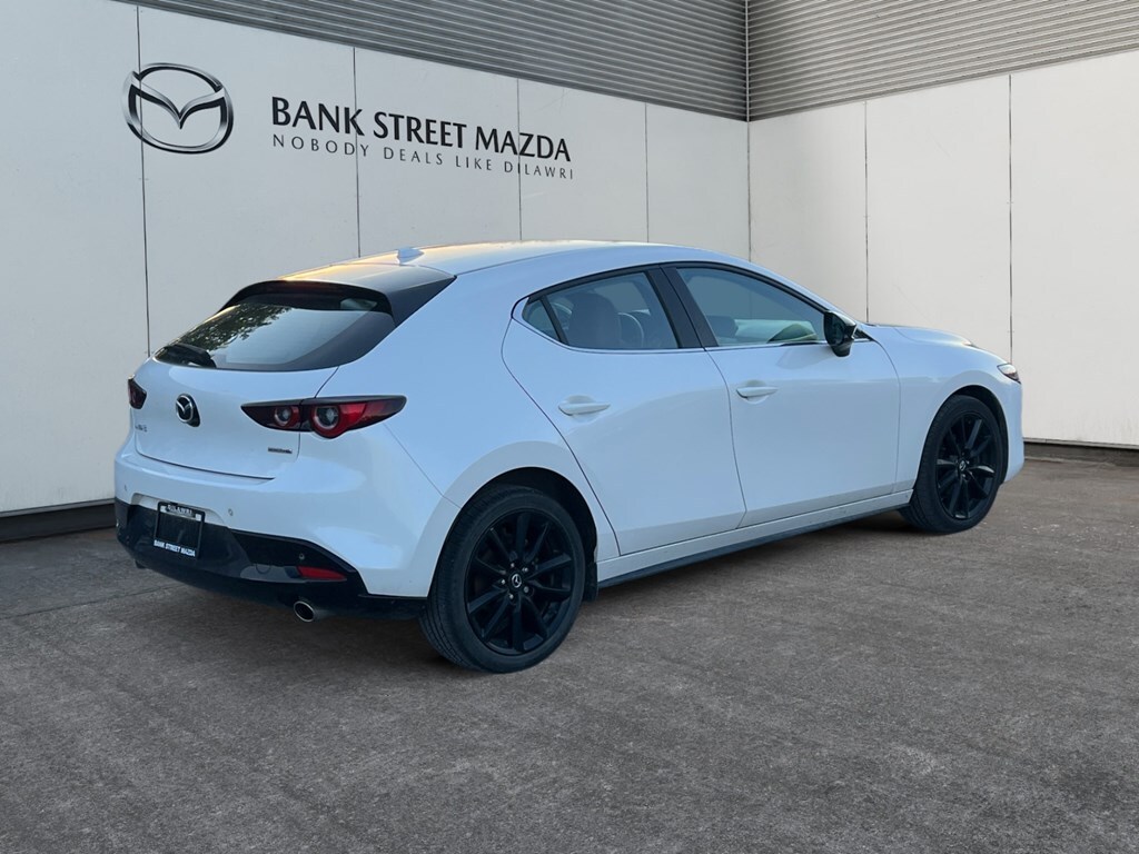 Mazda 3 2023