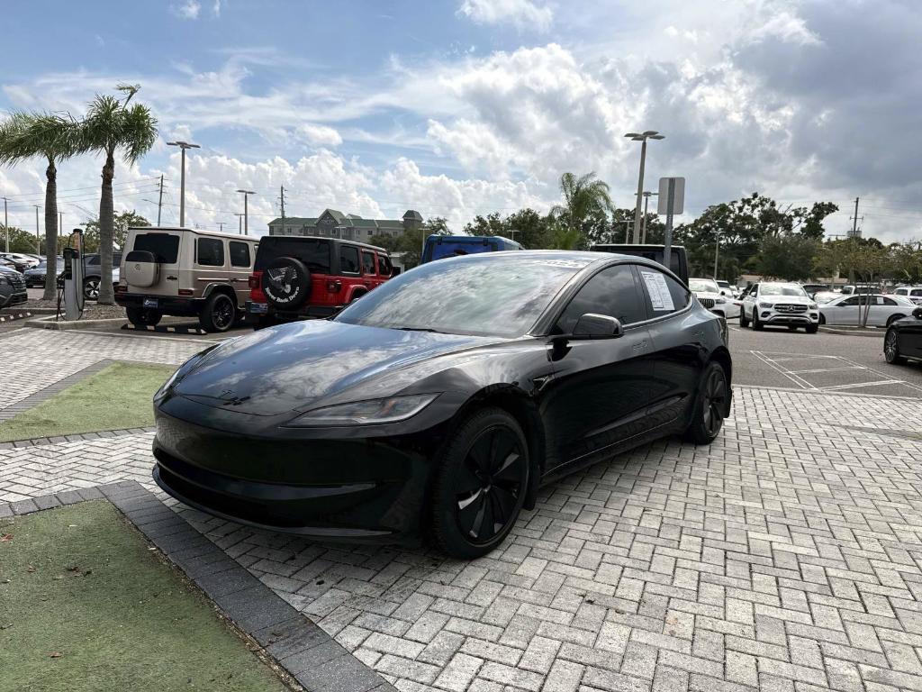 Tesla Model 3 2024