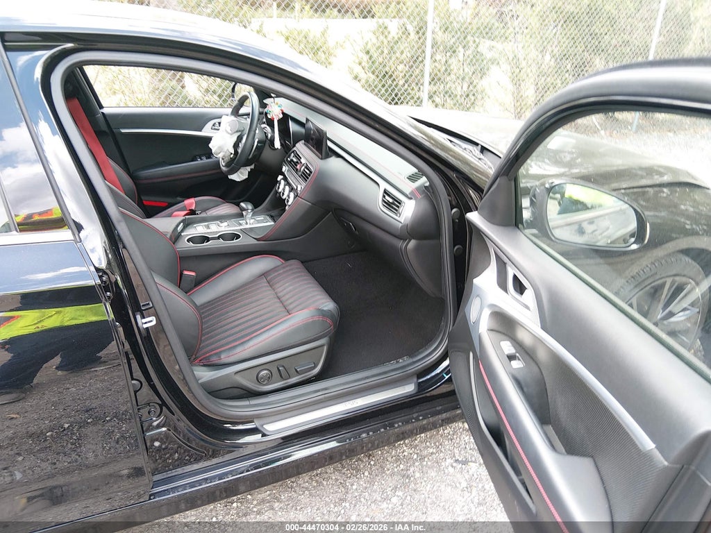 Genesis G70 2023