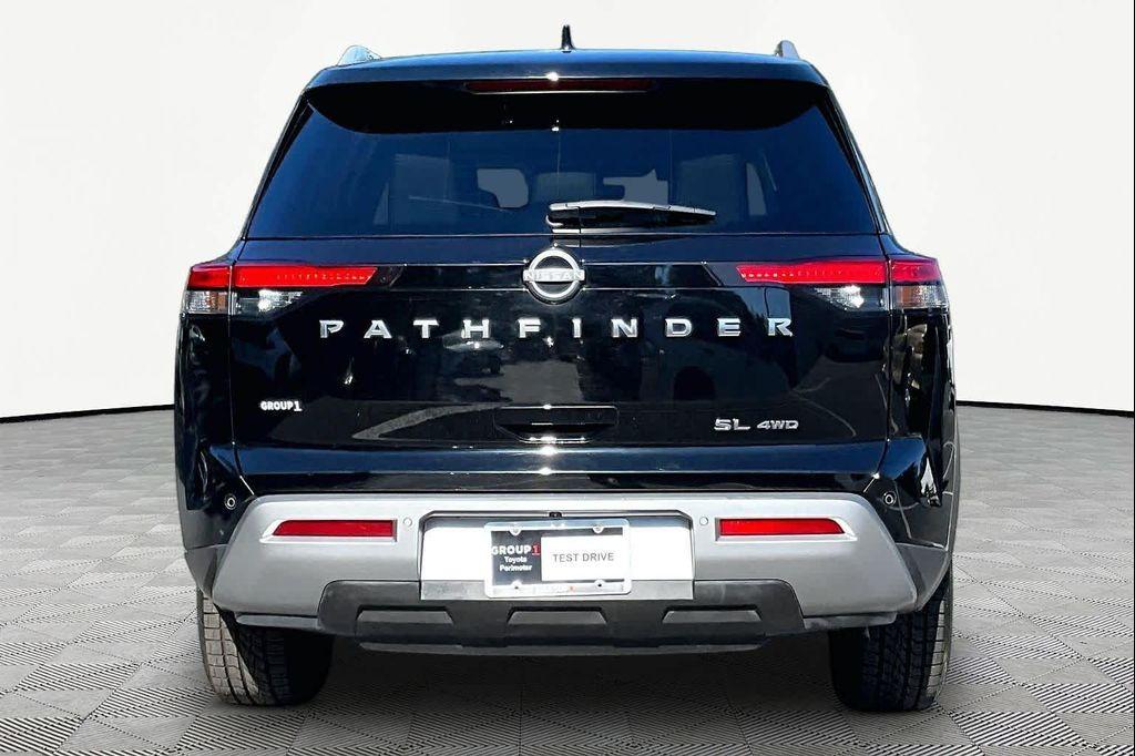 Nissan Pathfinder 2025