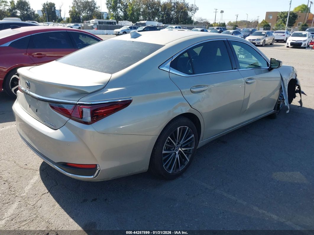 Lexus ES 2024