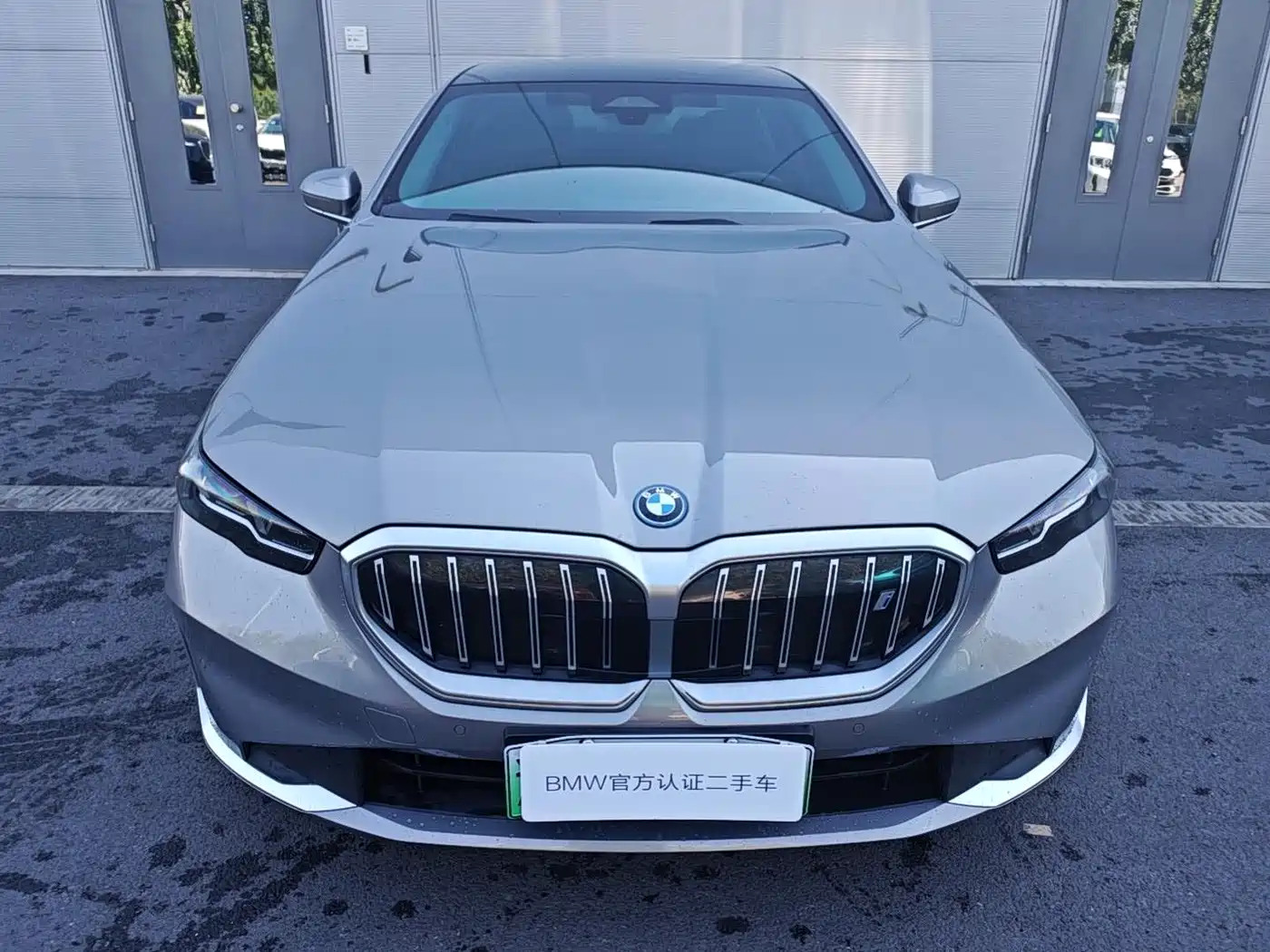 BMW i5 2026