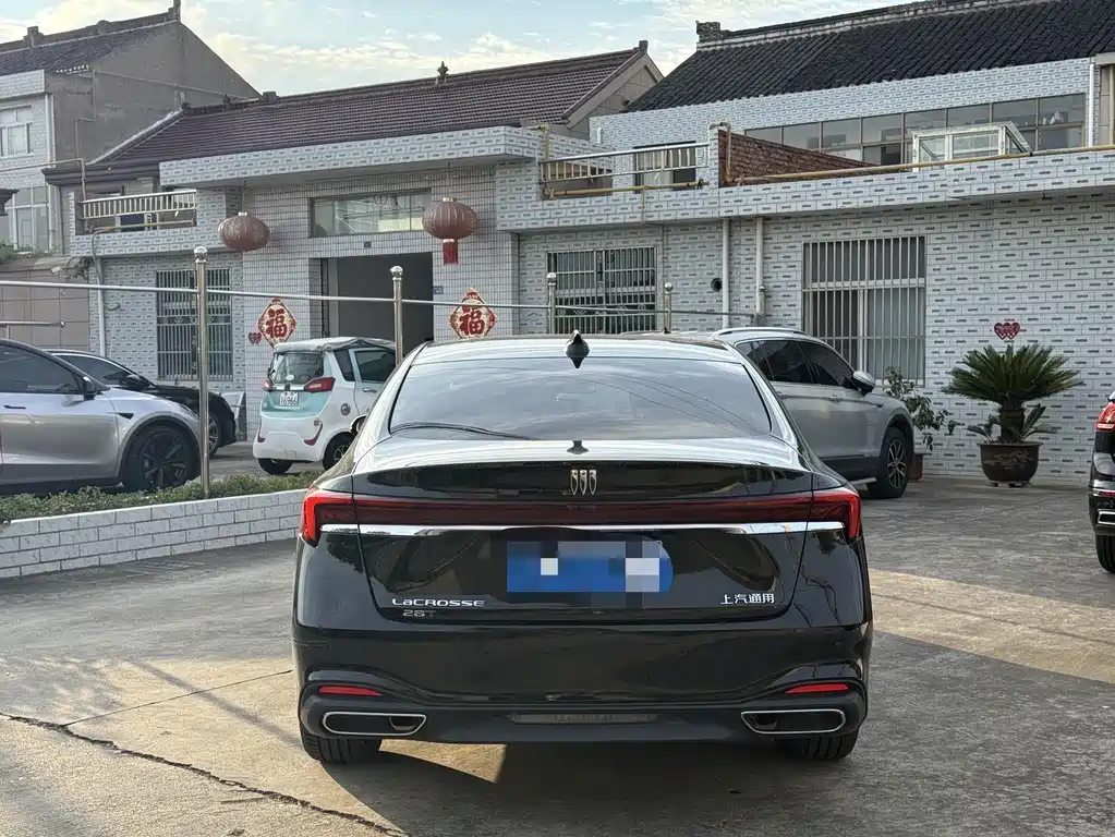 Buick LaCrosse 2023