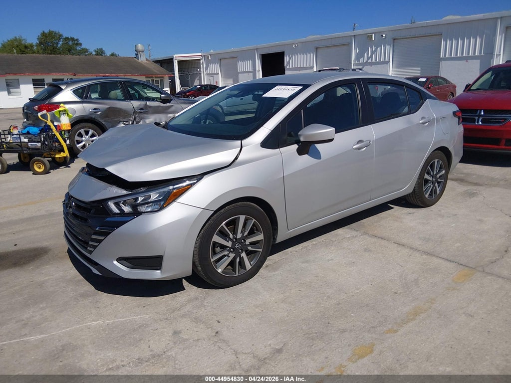 Nissan Versa 2025