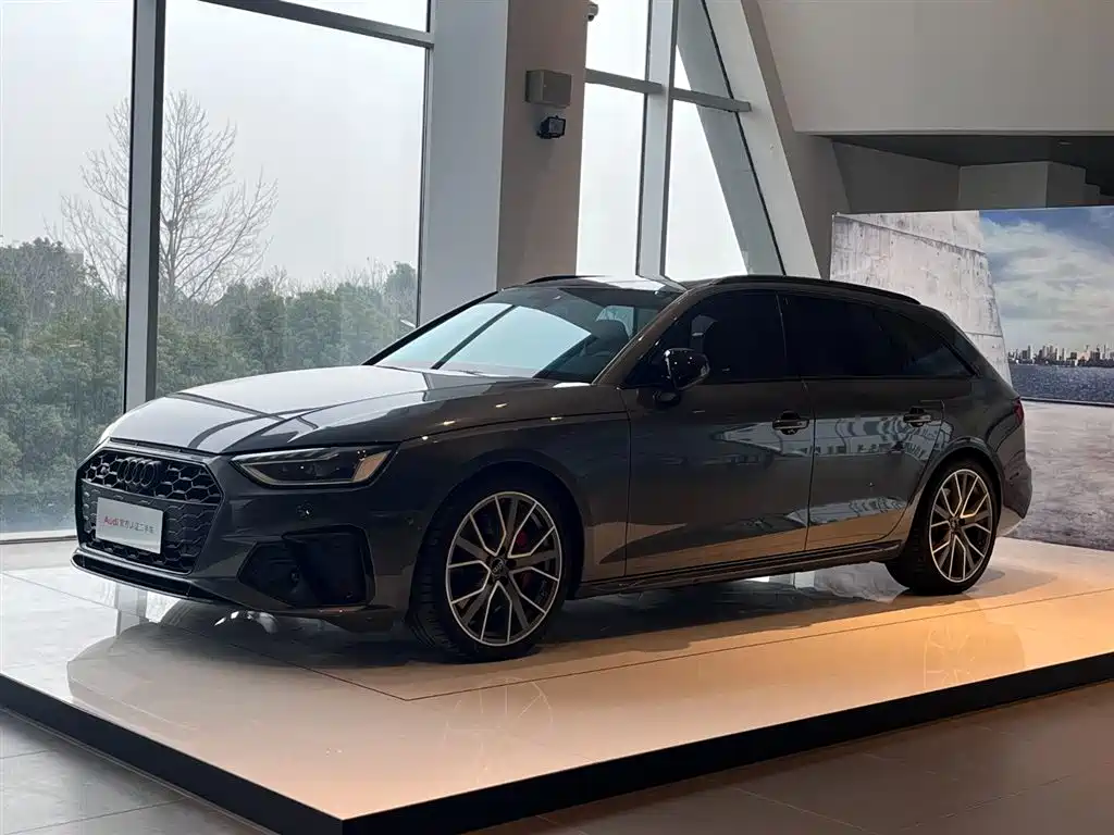 Audi S4 2023